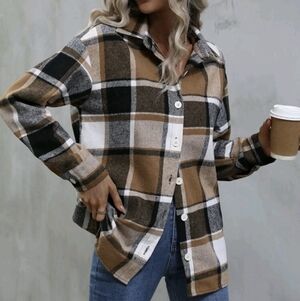 Casual Plaid Button Down Shirt